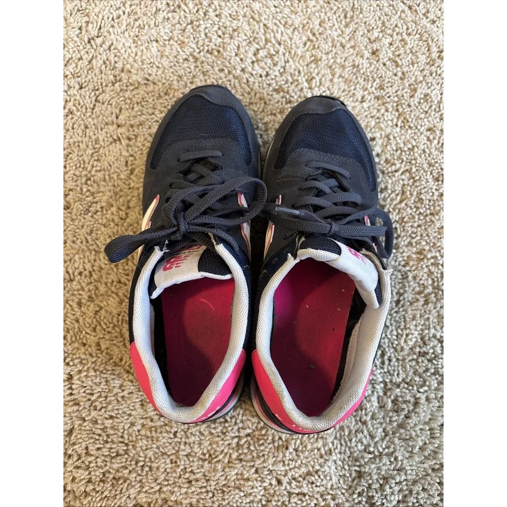 New Balance 574 Womens Shoes 9.5 Navy Pink WL574CPN Sneaker